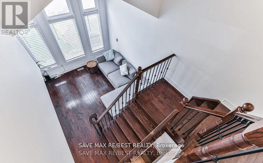 5141 Oakley Drive, Burlington, Ontario  L7L 6P1 - Photo 13 - W12574616