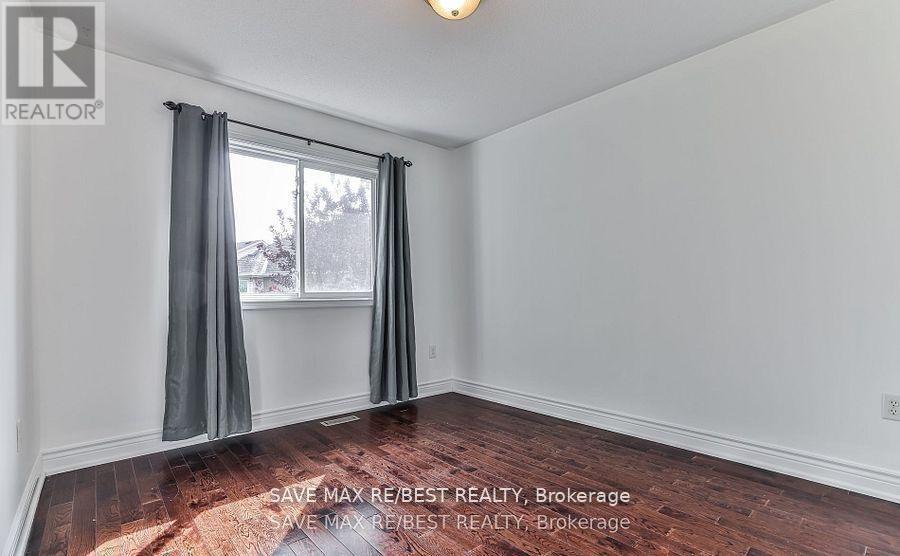 5141 Oakley Drive, Burlington, Ontario  L7L 6P1 - Photo 16 - W12574616