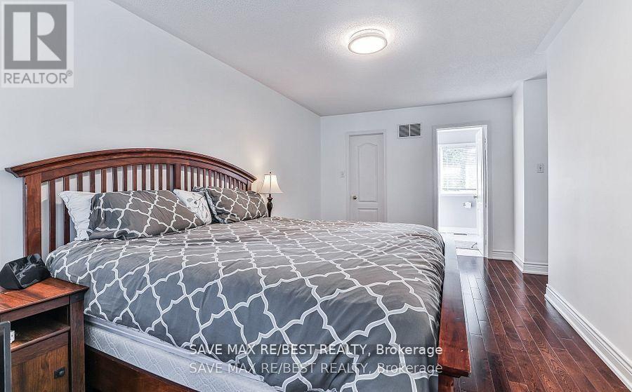 5141 Oakley Drive, Burlington, Ontario  L7L 6P1 - Photo 17 - W12574616