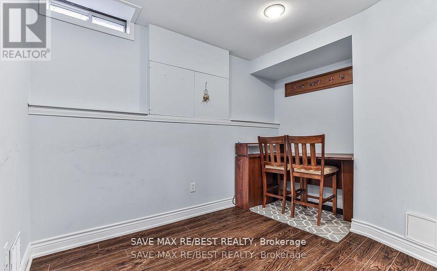 5141 Oakley Drive, Burlington, Ontario  L7L 6P1 - Photo 28 - W12574616