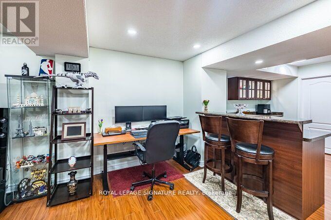 5708 Margarita Crescent, Mississauga, Ontario L5M 6Y8 - Photo 42 - W12574620