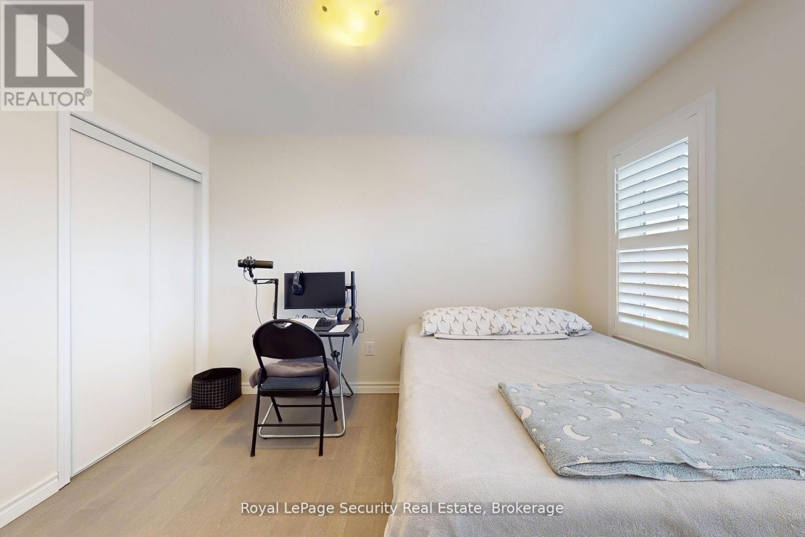 55 Golden Springs Drive, Brampton, Ontario  L7A 0C7 - Photo 36 - W12574640