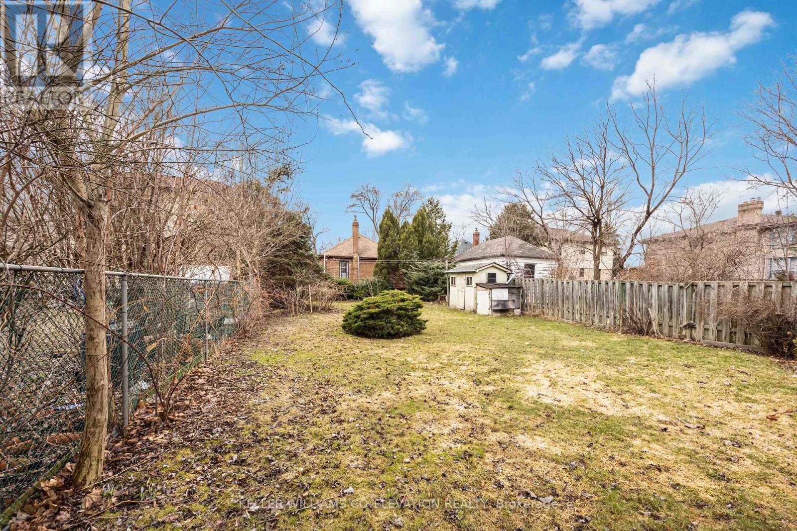 1001 Kipling Avenue, Toronto, Ontario  M9B 3L3 - Photo 36 - W12574664