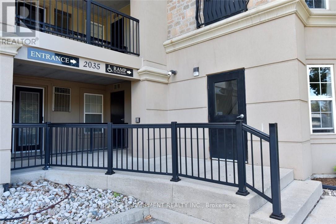 103 - 2035 Appleby Line, Burlington, Ontario  L7L 7G8 - Photo 5 - W12574684