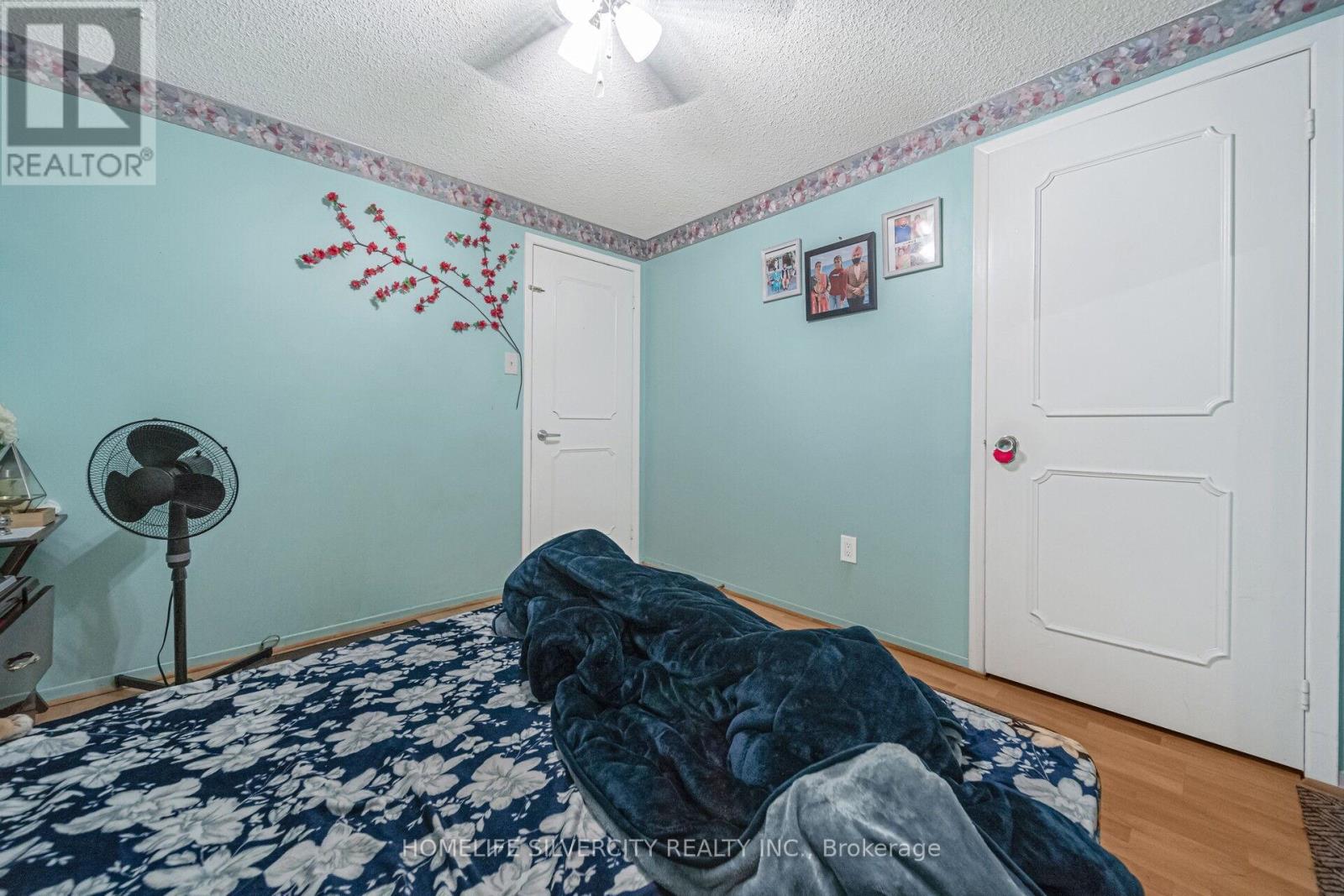 19 Pickard Lane, Brampton, Ontario  L6Y 2M4 - Photo 15 - W12574690