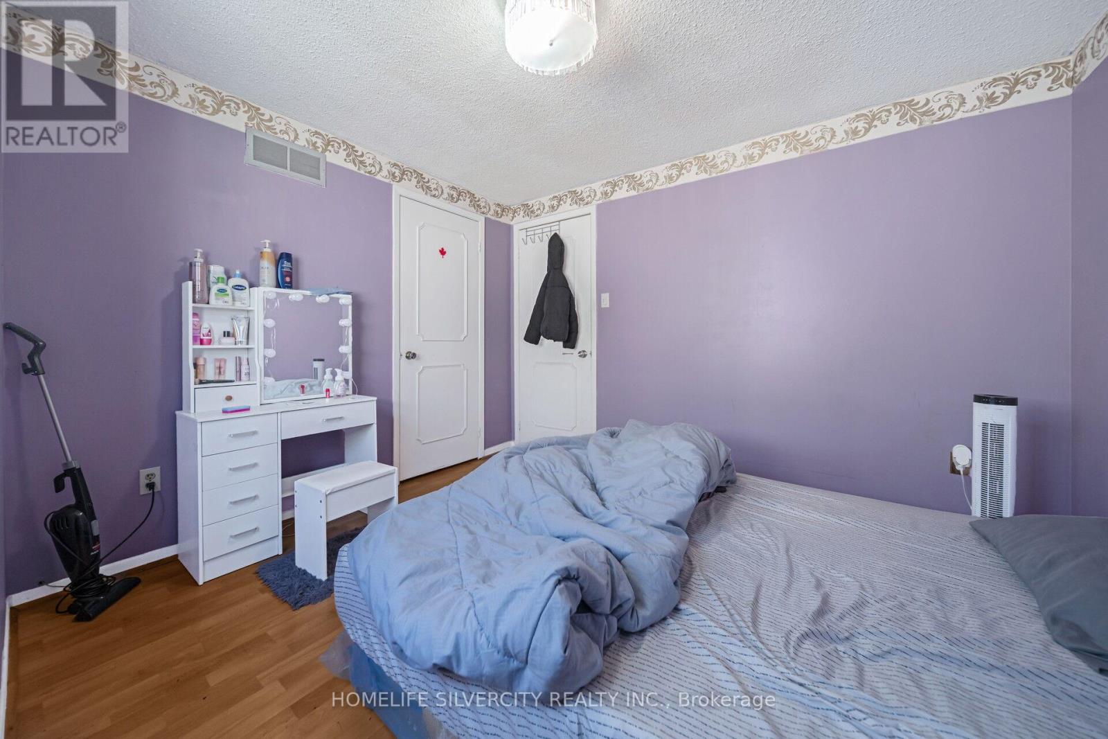 19 Pickard Lane, Brampton, Ontario  L6Y 2M4 - Photo 17 - W12574690