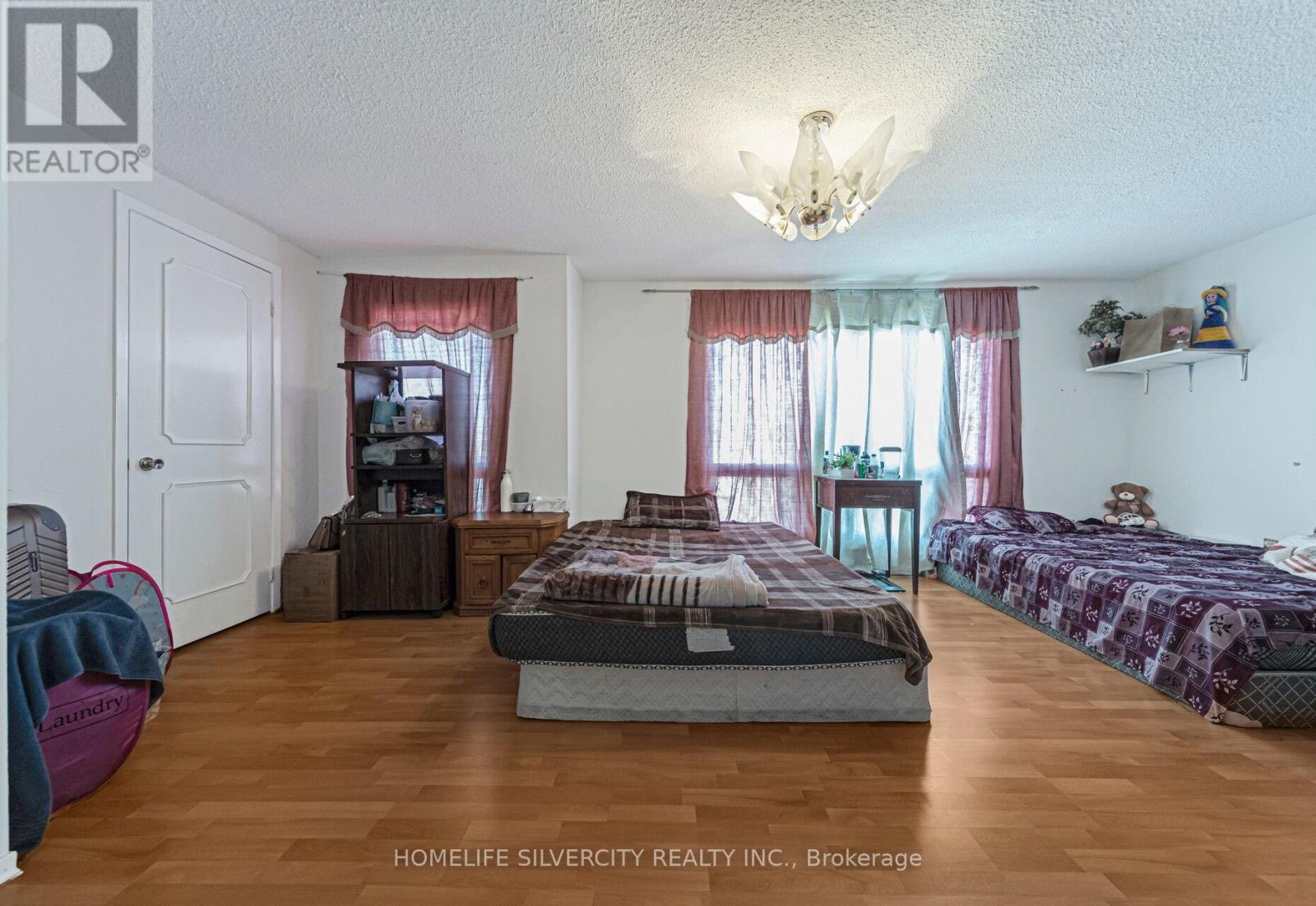 19 Pickard Lane, Brampton, Ontario  L6Y 2M4 - Photo 19 - W12574690