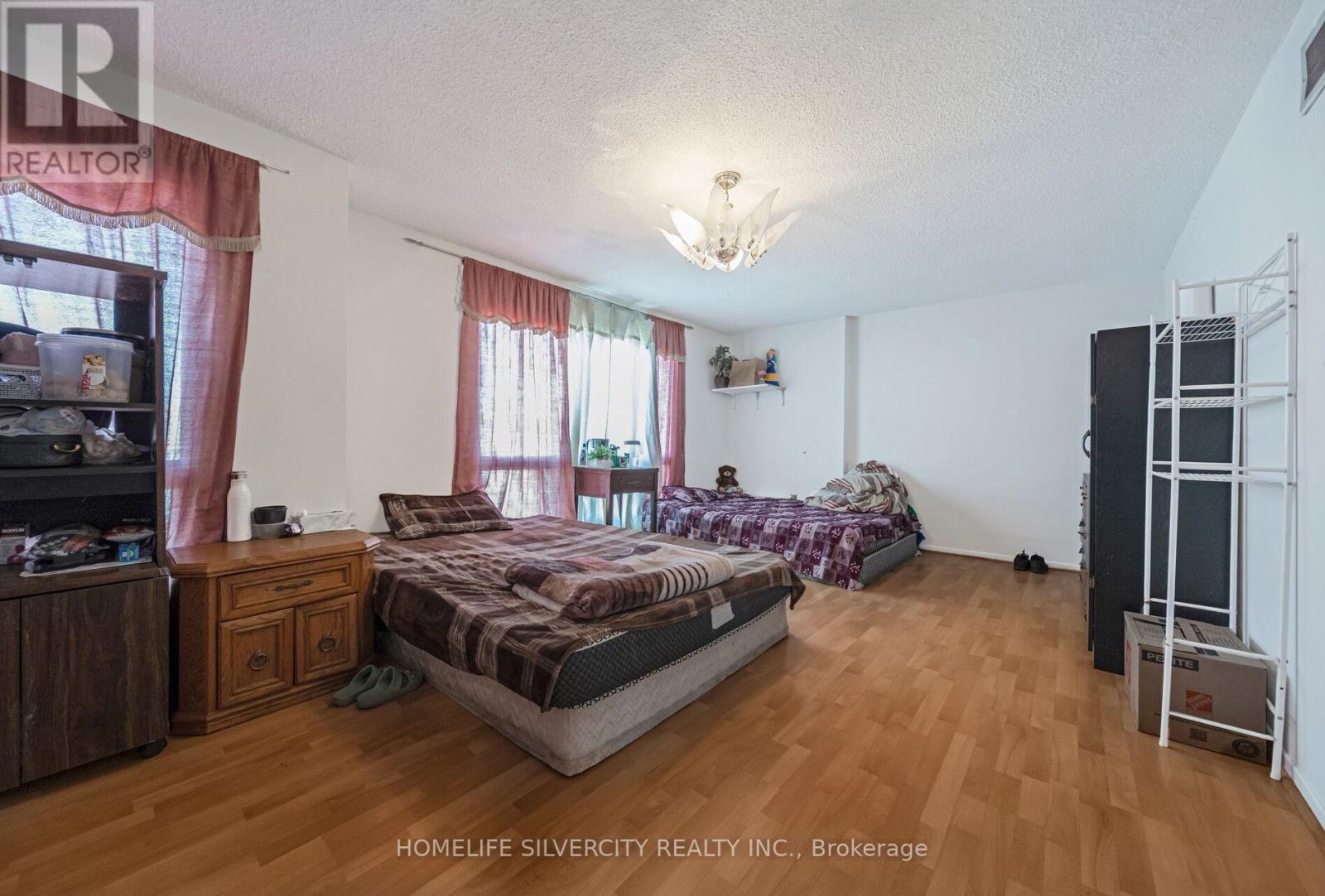 19 Pickard Lane, Brampton, Ontario  L6Y 2M4 - Photo 20 - W12574690