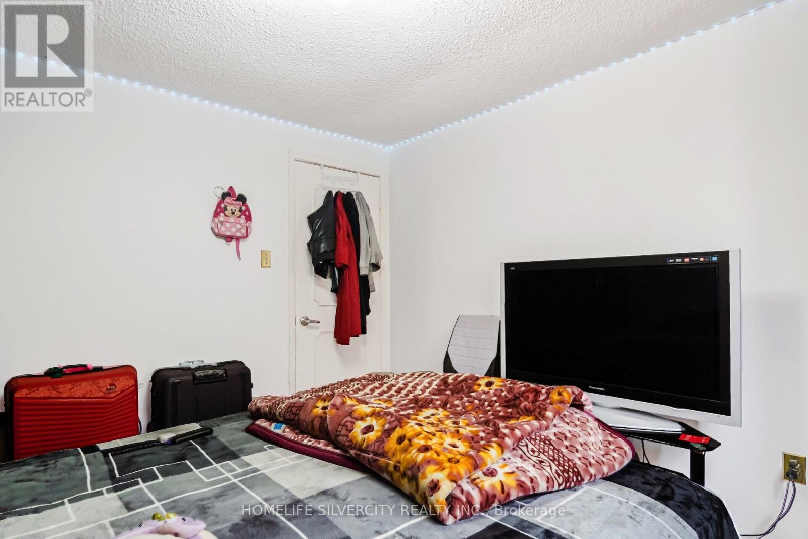 19 Pickard Lane, Brampton, Ontario  L6Y 2M4 - Photo 23 - W12574690