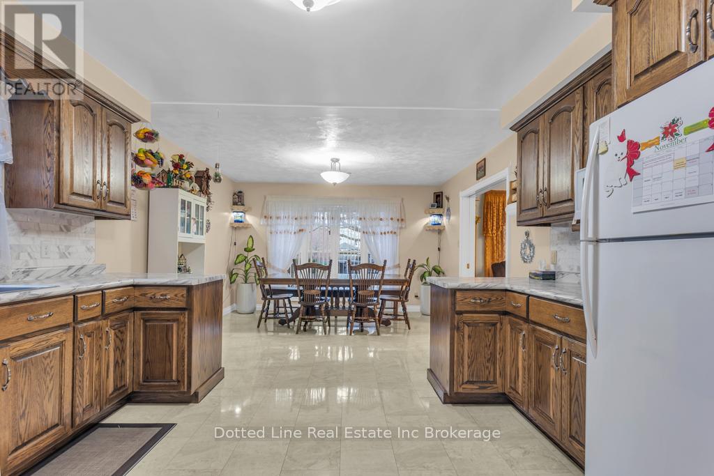 9294 Old Chapel Street, Bayham, Ontario  N0J 1Y0 - Photo 10 - X12574710