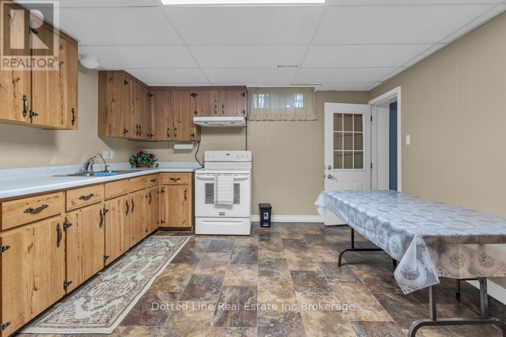 9294 Old Chapel Street, Bayham, Ontario  N0J 1Y0 - Photo 22 - X12574710