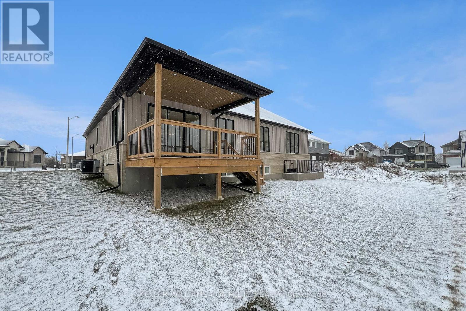 3643 Vosburgh Place, Lincoln, Ontario  L0R 1G0 - Photo 38 - X12510052