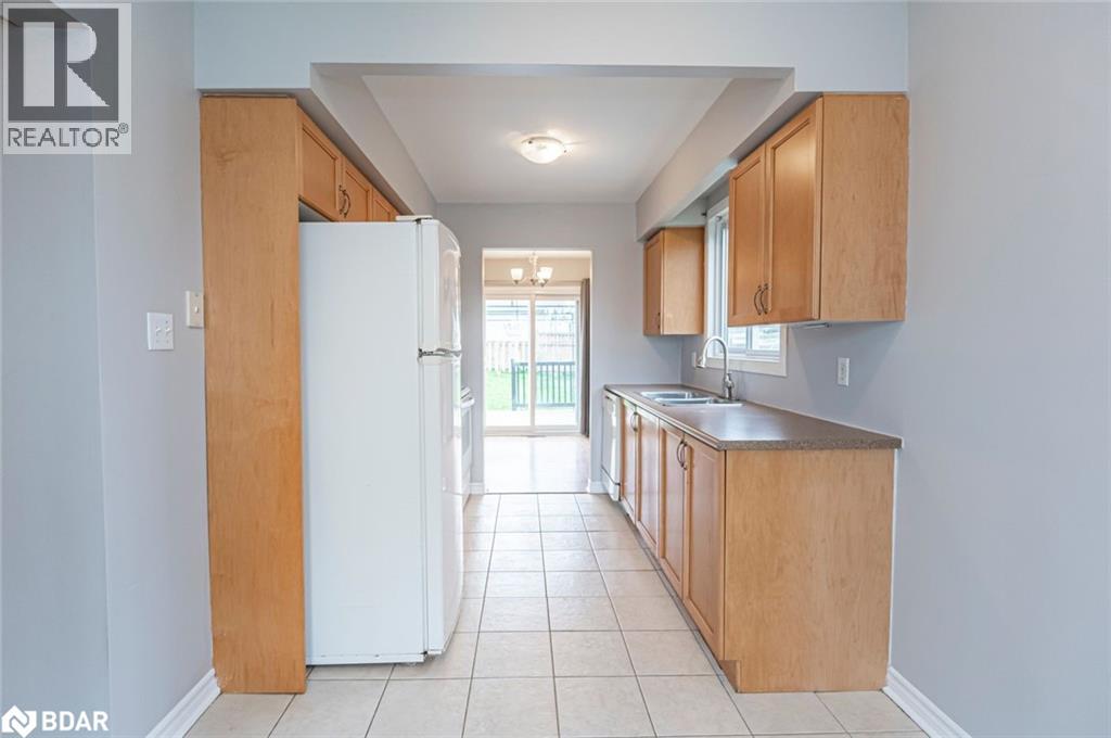 14 D'ambrosio Drive, Barrie, Ontario  L4N 6V6 - Photo 4 - 40790191