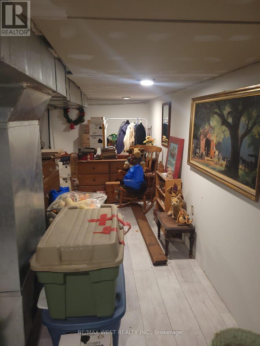 1240 - 1238 Niagara Street, Windsor, Ontario  N9A 3V6 - Photo 7 - X12569358