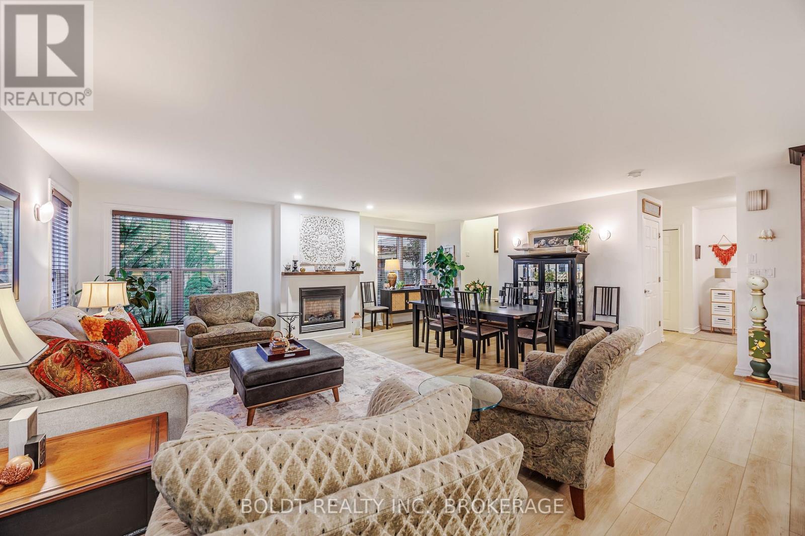 25 Neptune Drive, St. Catharines, Ontario  L2M 2S3 - Photo 12 - X12574850