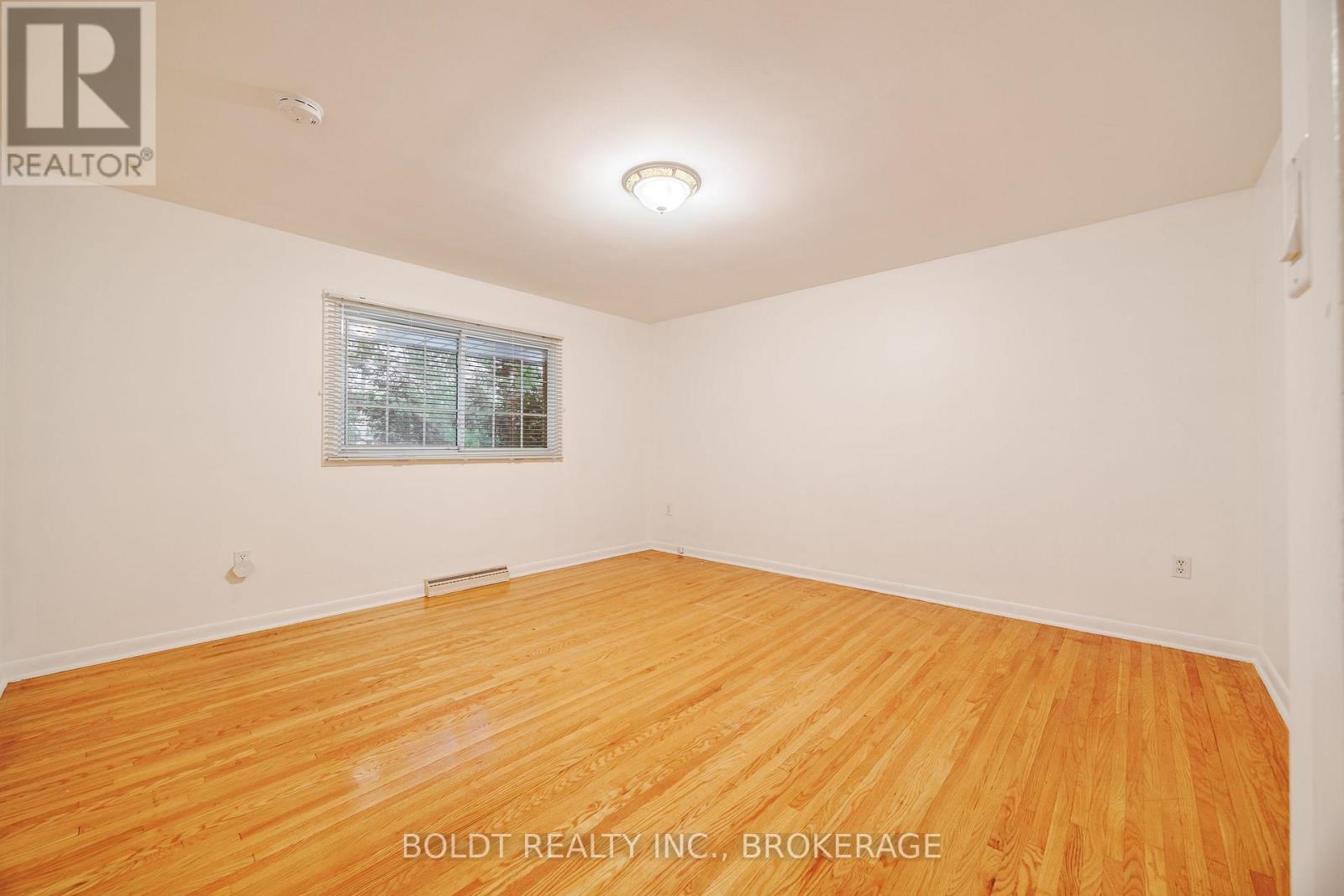 25 Neptune Drive, St. Catharines, Ontario  L2M 2S3 - Photo 19 - X12574850