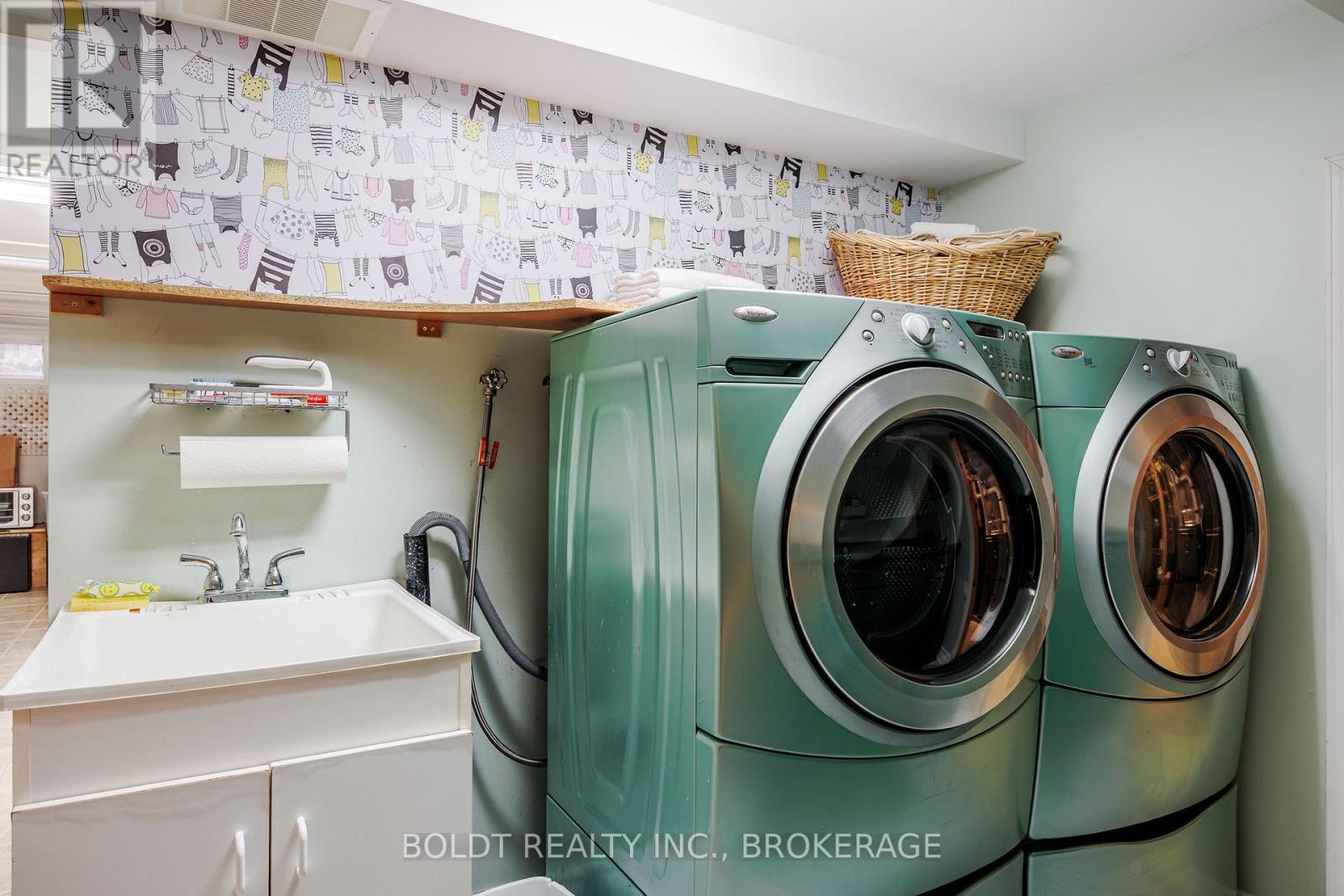 25 Neptune Drive, St. Catharines, Ontario  L2M 2S3 - Photo 28 - X12574850