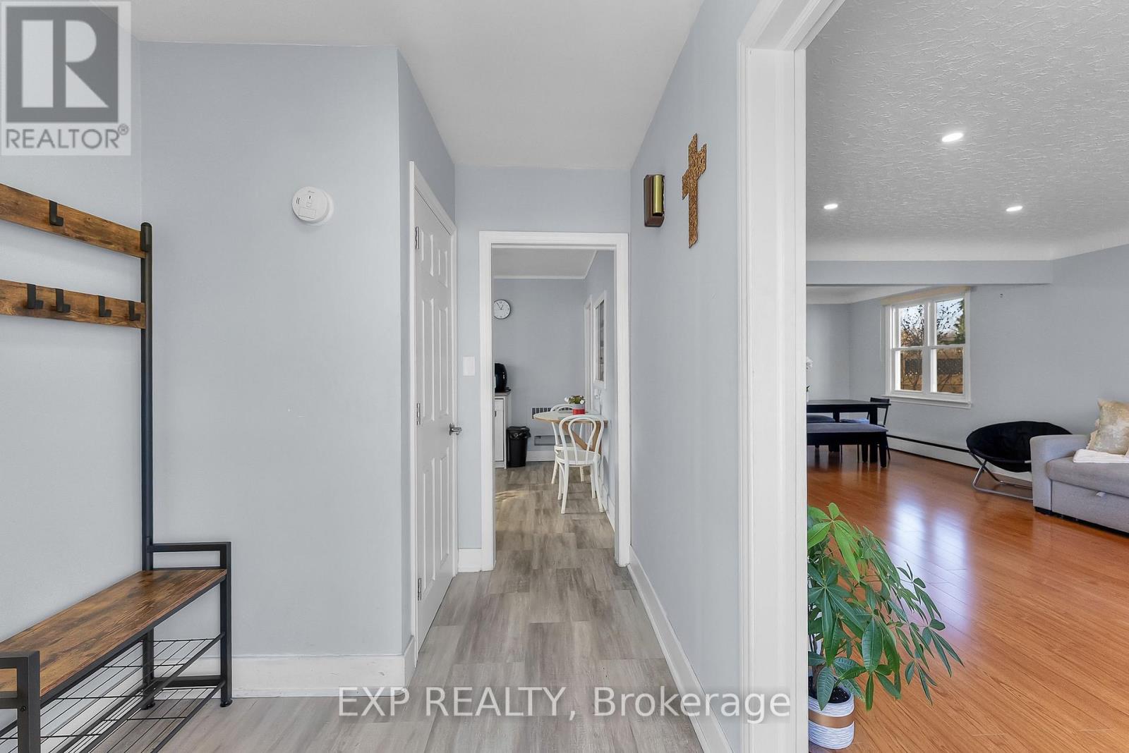 6 Hallcrest Avenue, St. Catharines, Ontario  L2N 1V5 - Photo 7 - X12574874