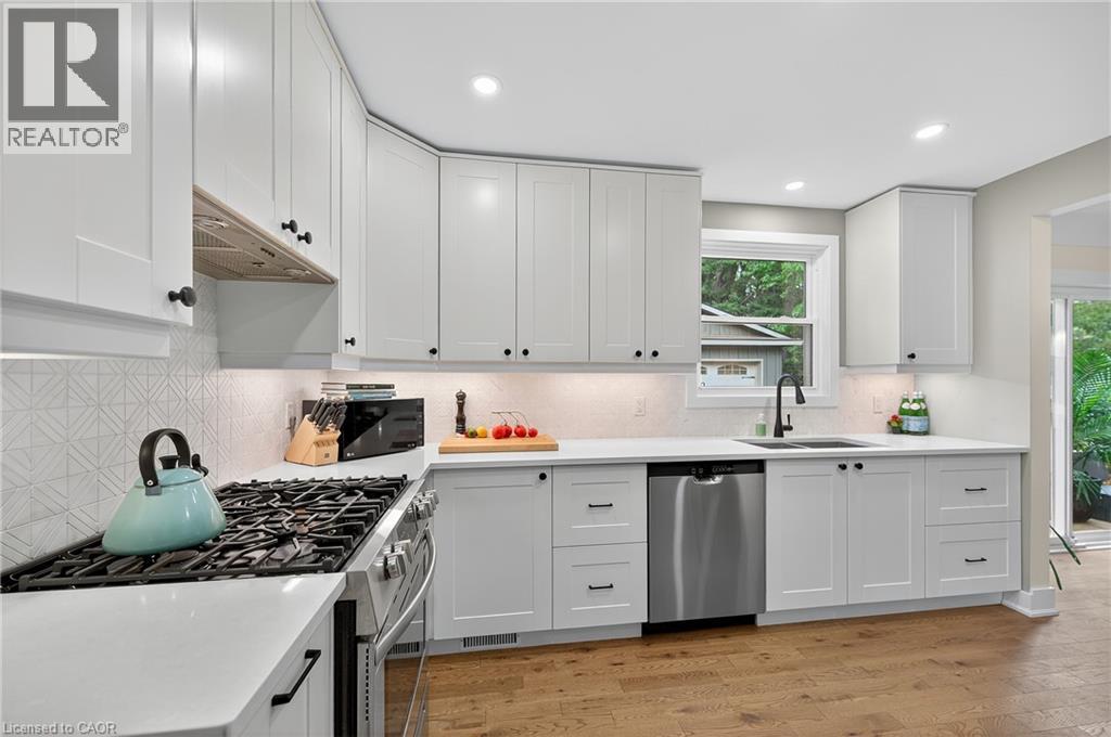 233 Townsend Avenue, Burlington, Ontario  L7T 1Z5 - Photo 15 - 40790383