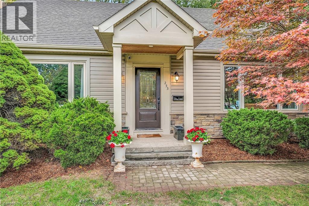 233 Townsend Avenue, Burlington, Ontario  L7T 1Z5 - Photo 4 - 40790383