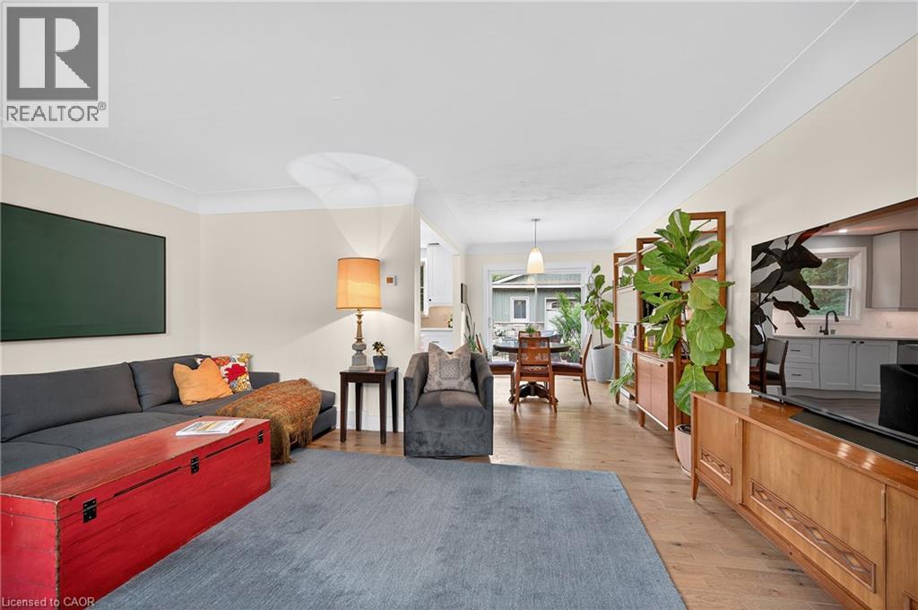 233 Townsend Avenue, Burlington, Ontario  L7T 1Z5 - Photo 9 - 40790383