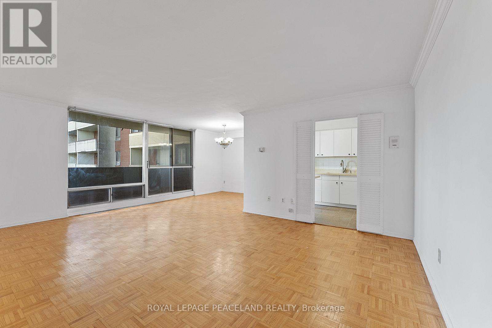 419 - 5 Massey Square, Toronto, Ontario  M4C 5L6 - Photo 2 - E12573782