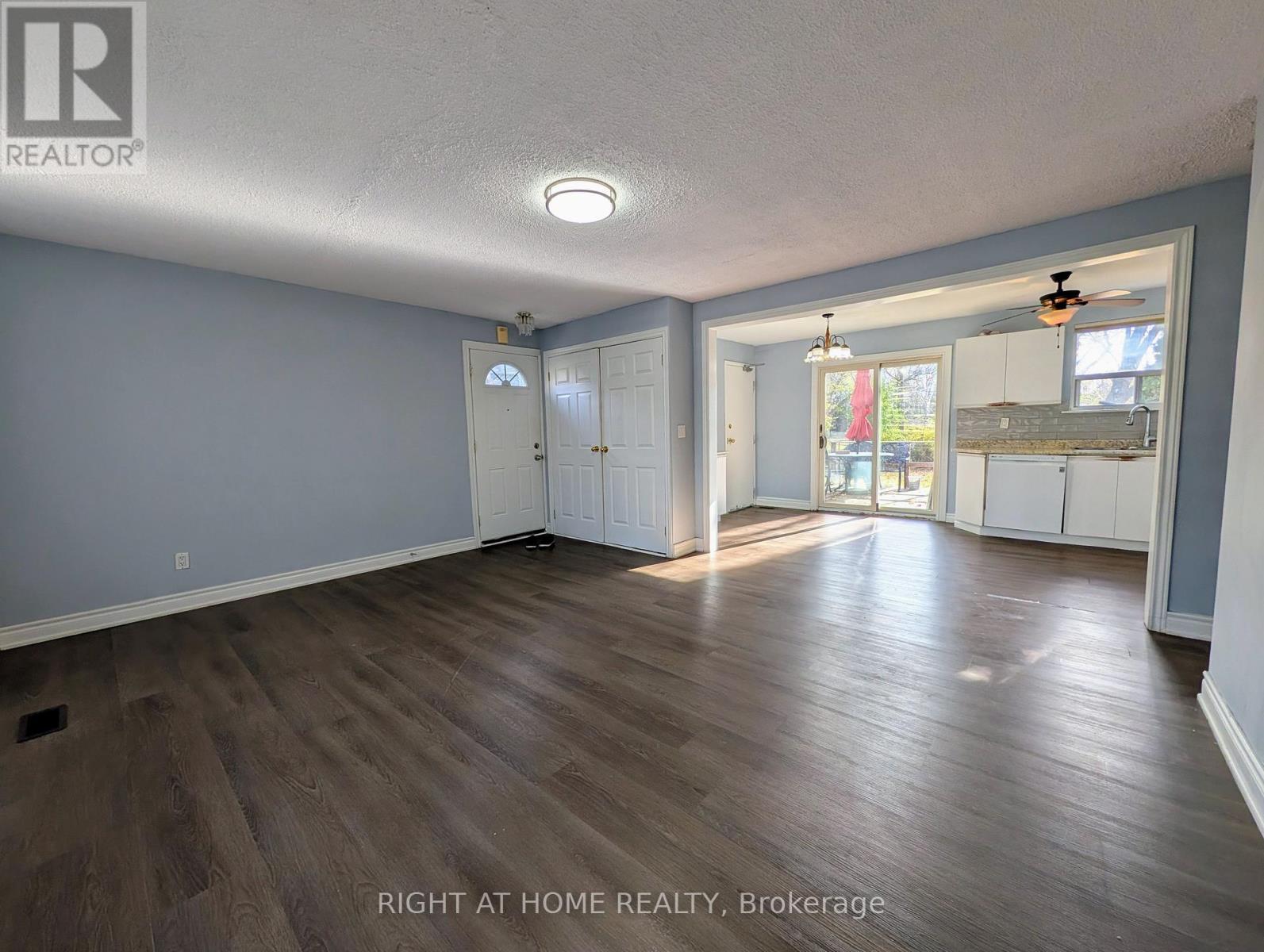 9 Hiley Avenue, Ajax, Ontario  L1S 6H3 - Photo 4 - E12531952