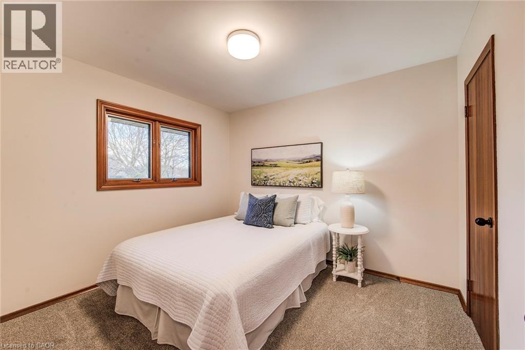 28 Peachwood Court, Kitchener, Ontario  N2B 1S6 - Photo 15 - 40790048