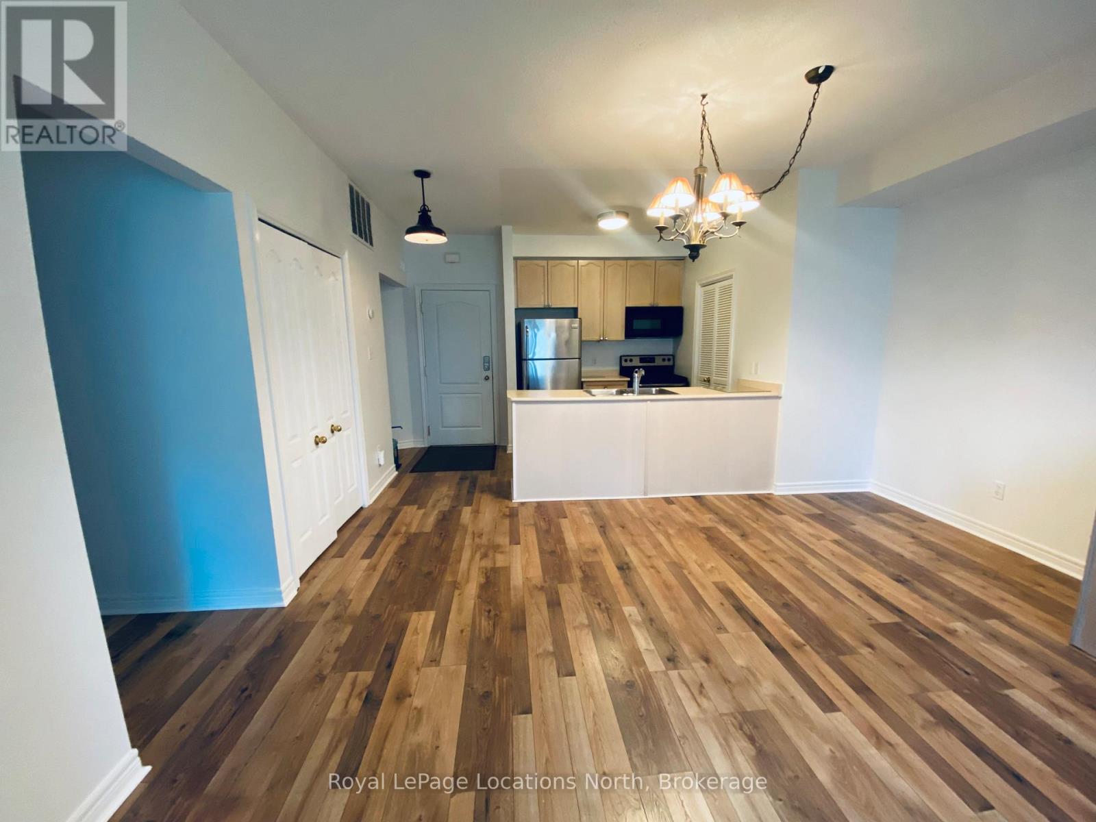 824 - 32 Dawson Drive, Collingwood, Ontario  L9Y 5B4 - Photo 4 - S12574700