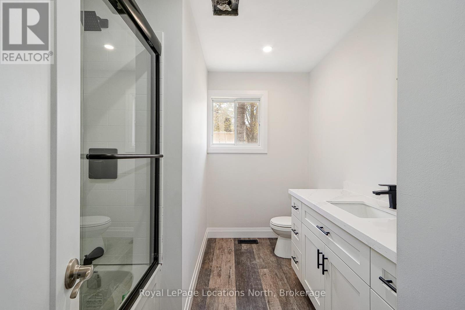 11 Lisbon Court, Wasaga Beach, Ontario  L9Z 1L2 - Photo 26 - S12574740