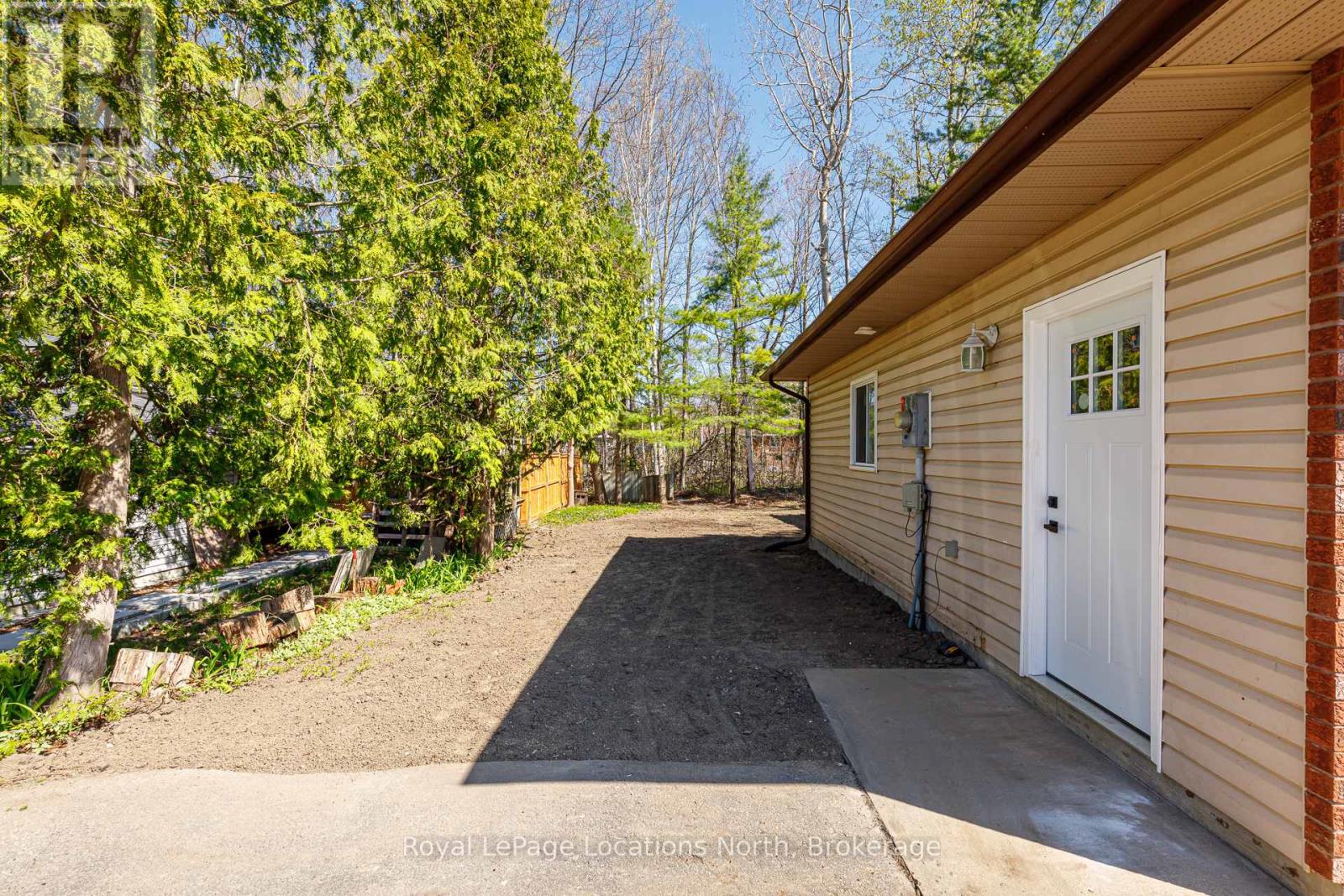 11 Lisbon Court, Wasaga Beach, Ontario  L9Z 1L2 - Photo 32 - S12574740