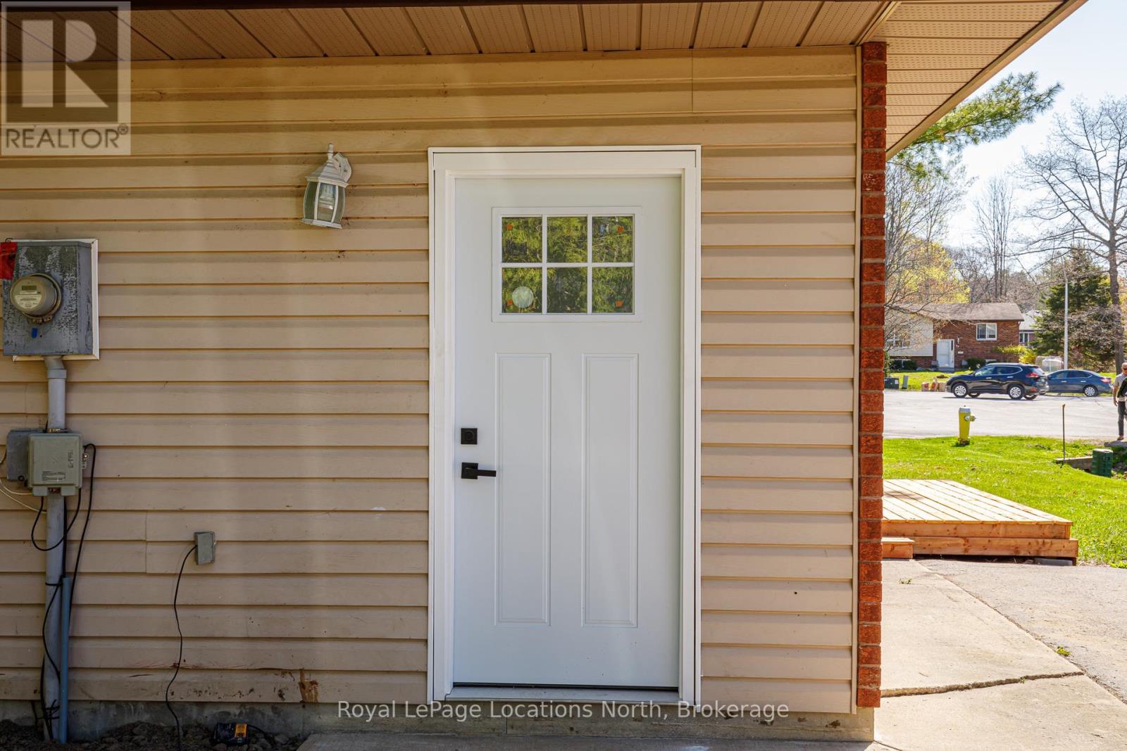 11 Lisbon Court, Wasaga Beach, Ontario  L9Z 1L2 - Photo 33 - S12574740