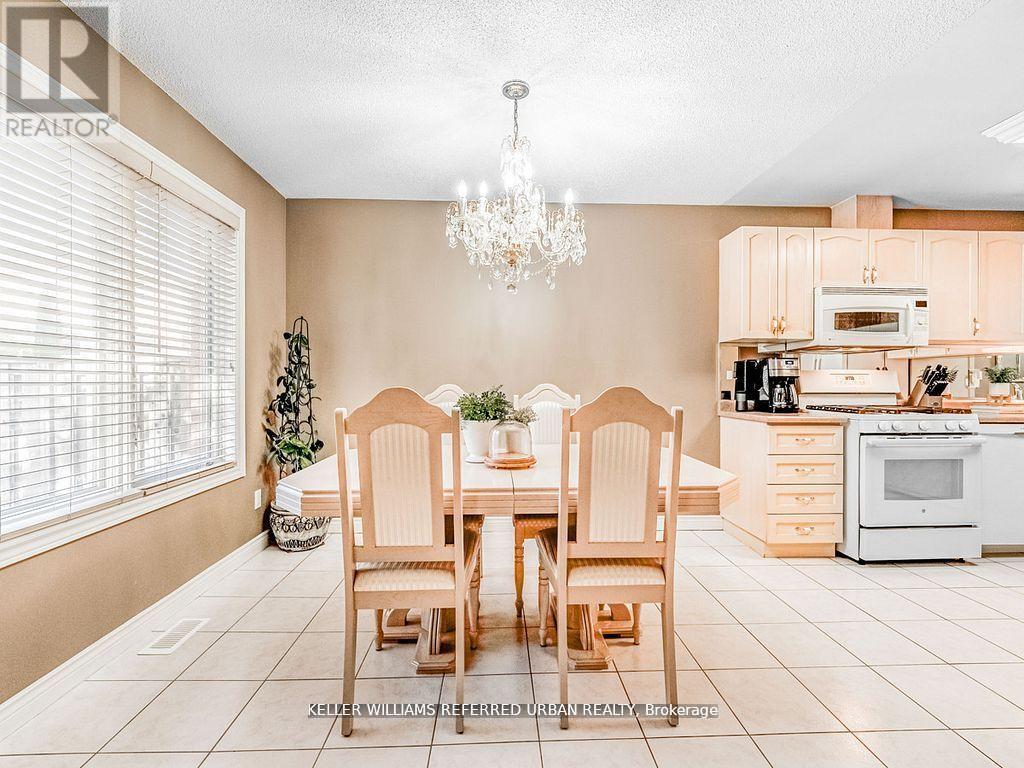 1166 Upper Wentworth Street E, Hamilton, Ontario  L9A 5G2 - Photo 16 - X12574600