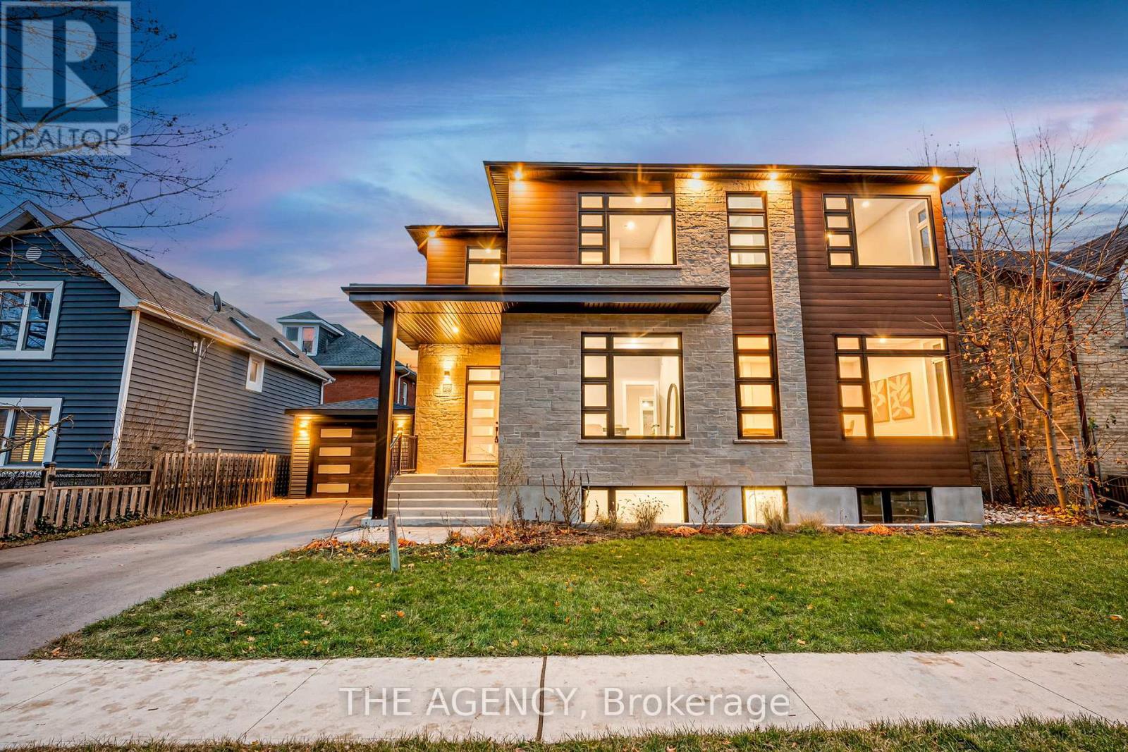 28 Norwich Street W, Guelph, Ontario N1H 2G8 - Photo 2 - X12574670