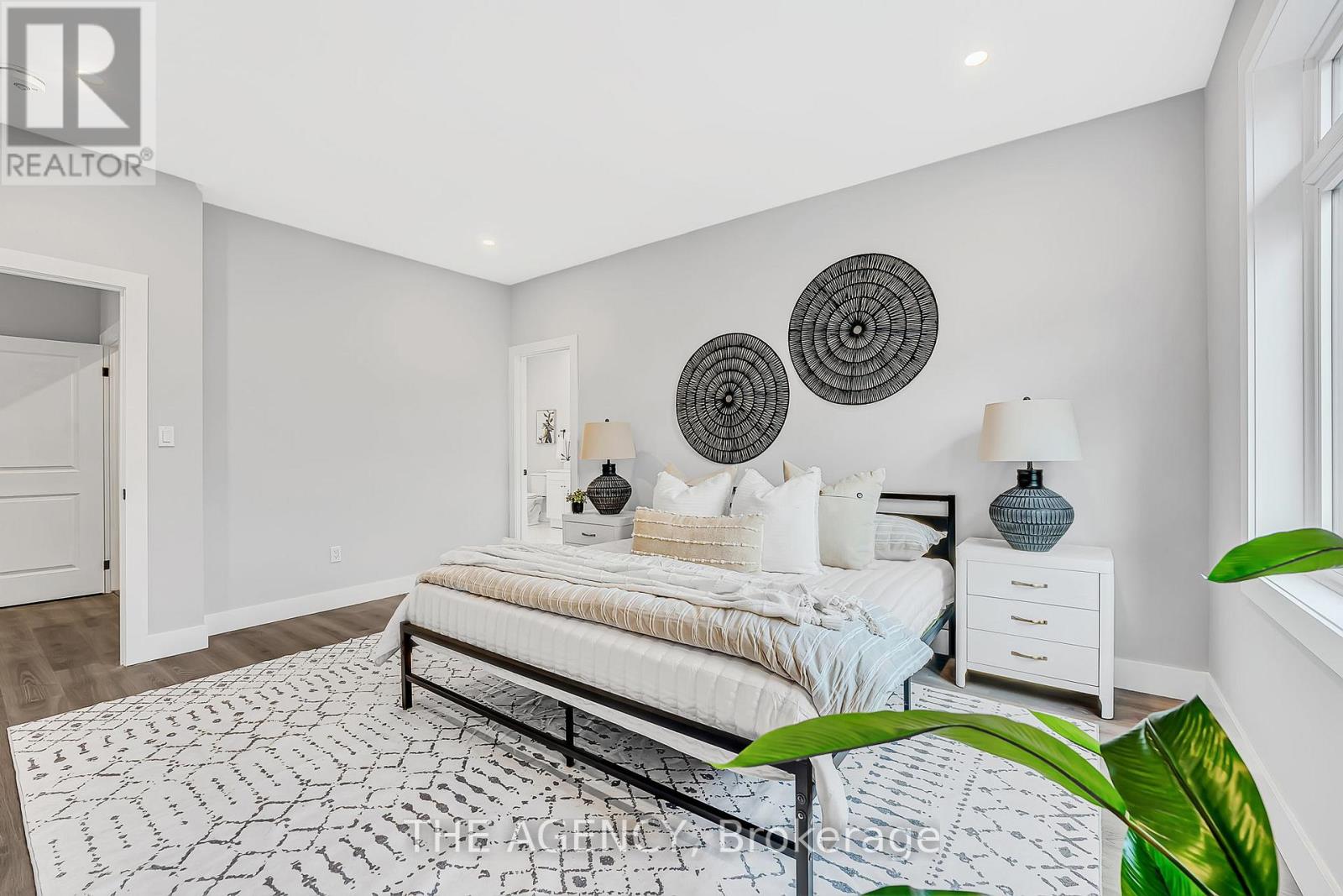 28 Norwich Street W, Guelph, Ontario N1H 2G8 - Photo 30 - X12574670