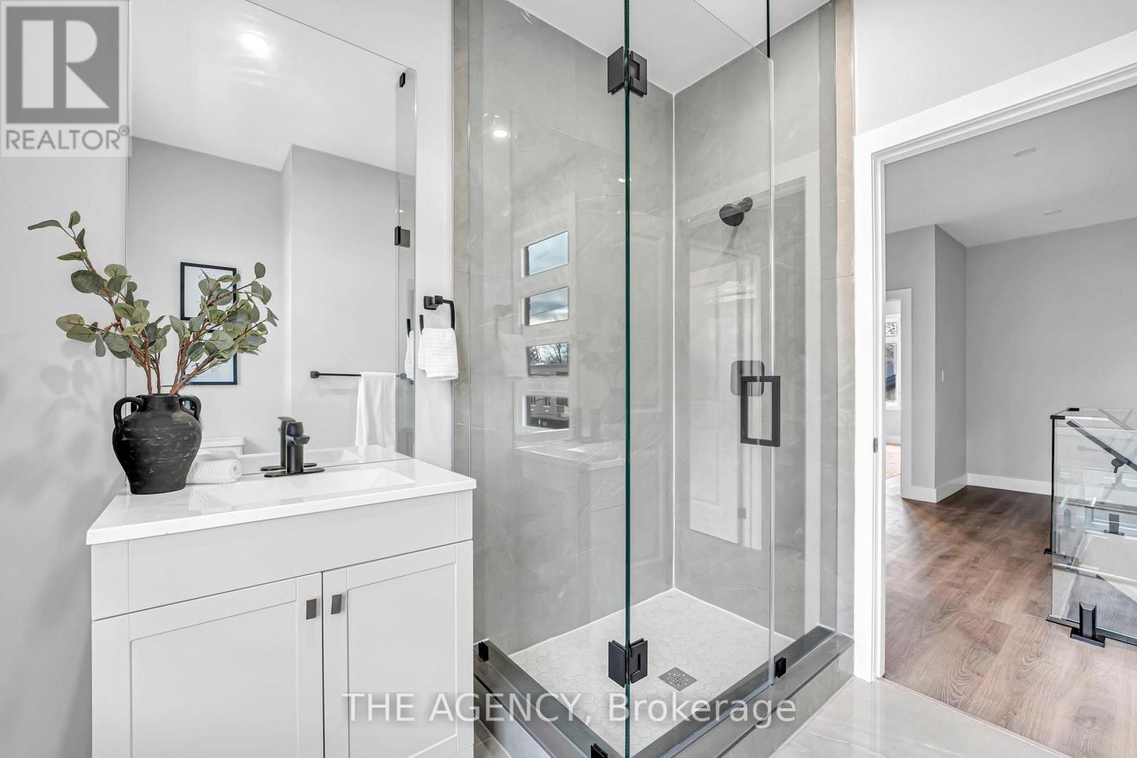 28 Norwich Street W, Guelph, Ontario N1H 2G8 - Photo 41 - X12574670