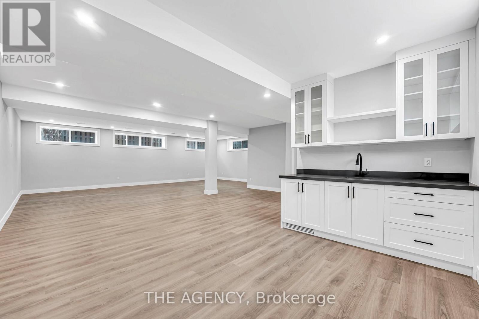 28 Norwich Street W, Guelph, Ontario N1H 2G8 - Photo 42 - X12574670