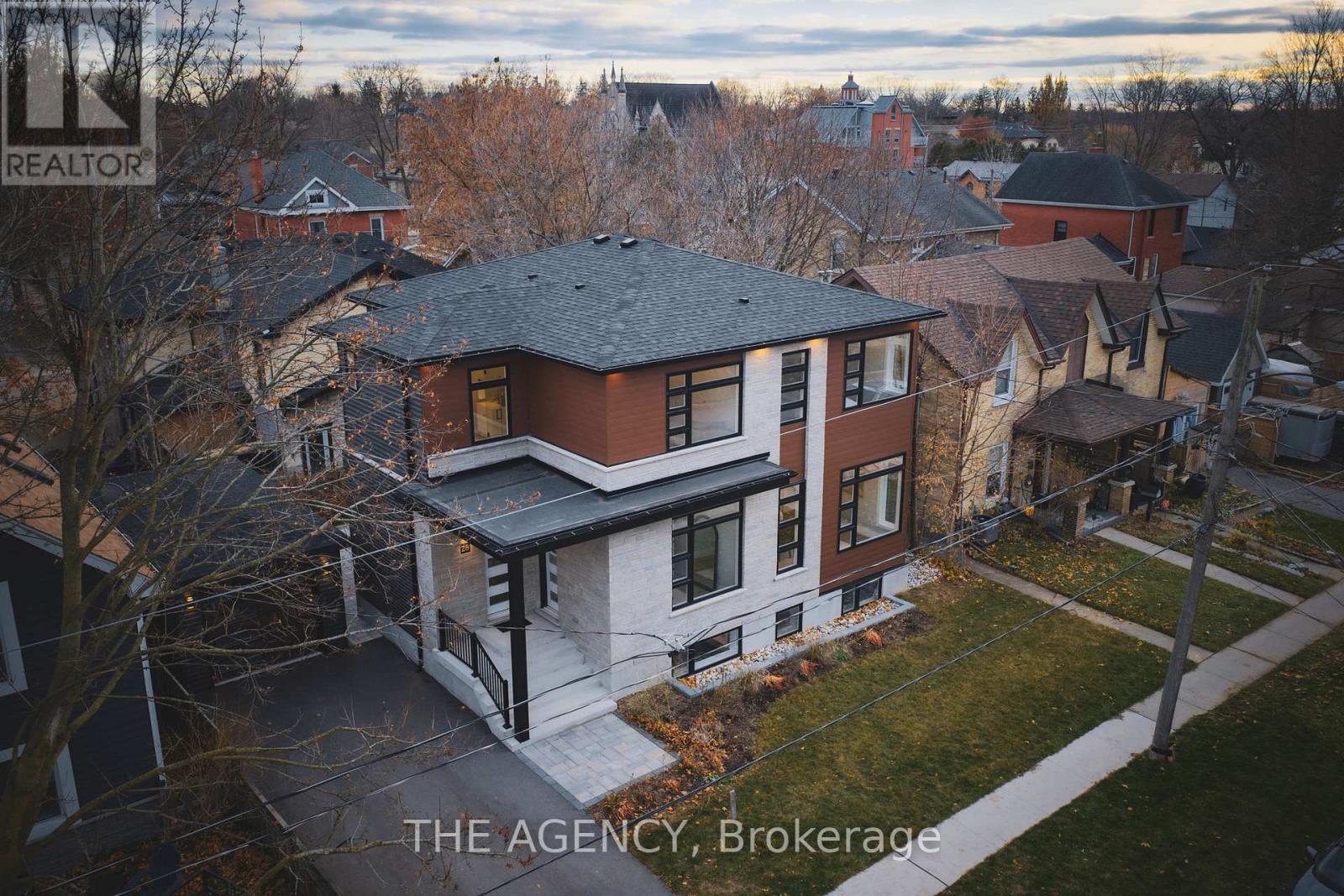 28 Norwich Street W, Guelph, Ontario N1H 2G8 - Photo 48 - X12574670