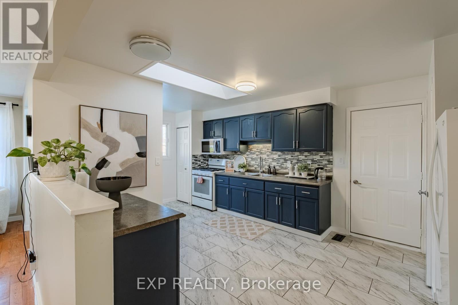 147 Taylor Avenue, Cambridge, Ontario  N1R 7M3 - Photo 10 - X12574674