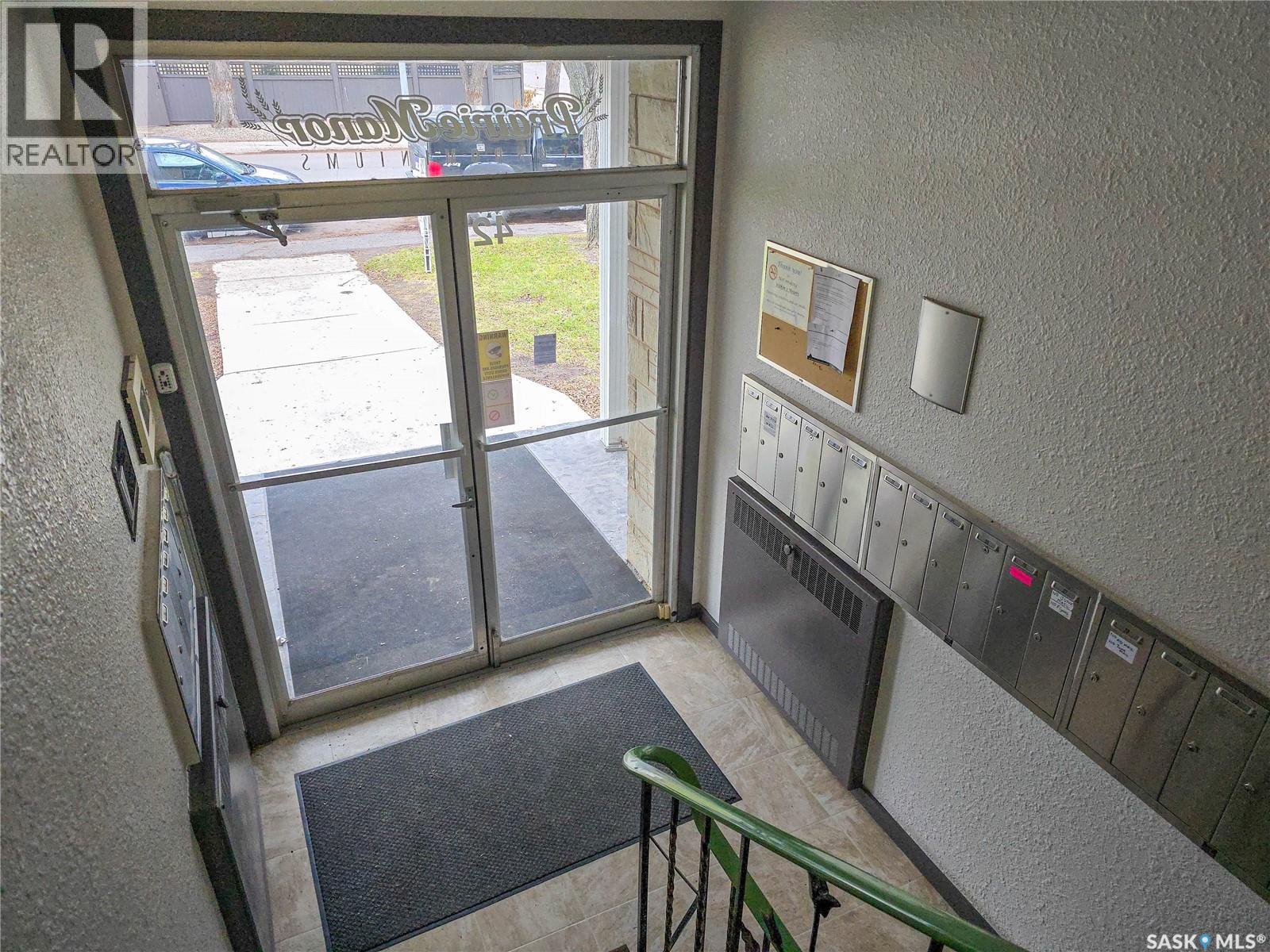 47 42 Spence Street, Regina, Saskatchewan  S4S 4H4 - Photo 3 - SK024663