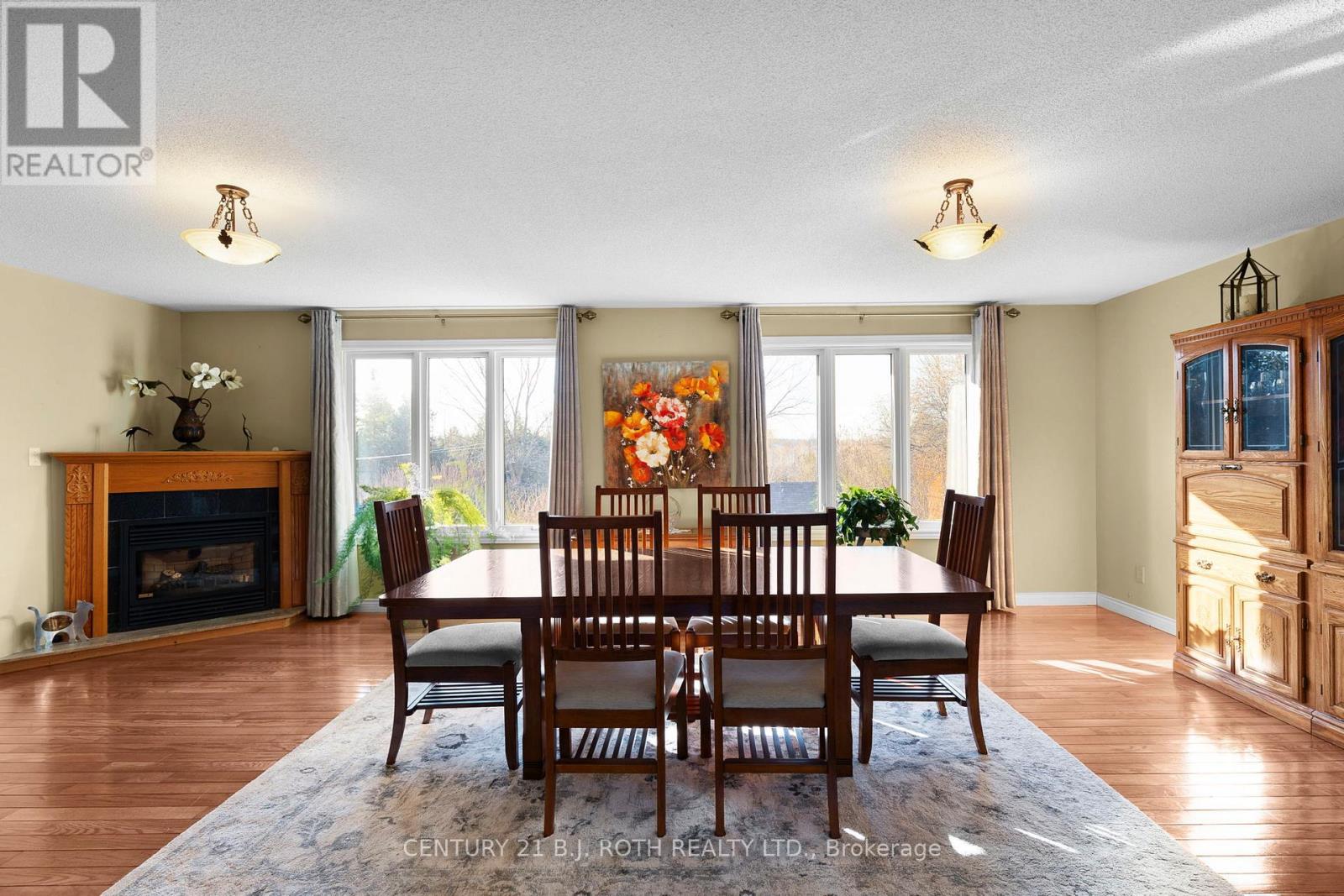 30 Tecumseth Heights Drive, New Tecumseth, Ontario  L0G 1W0 - Photo 6 - N12572046