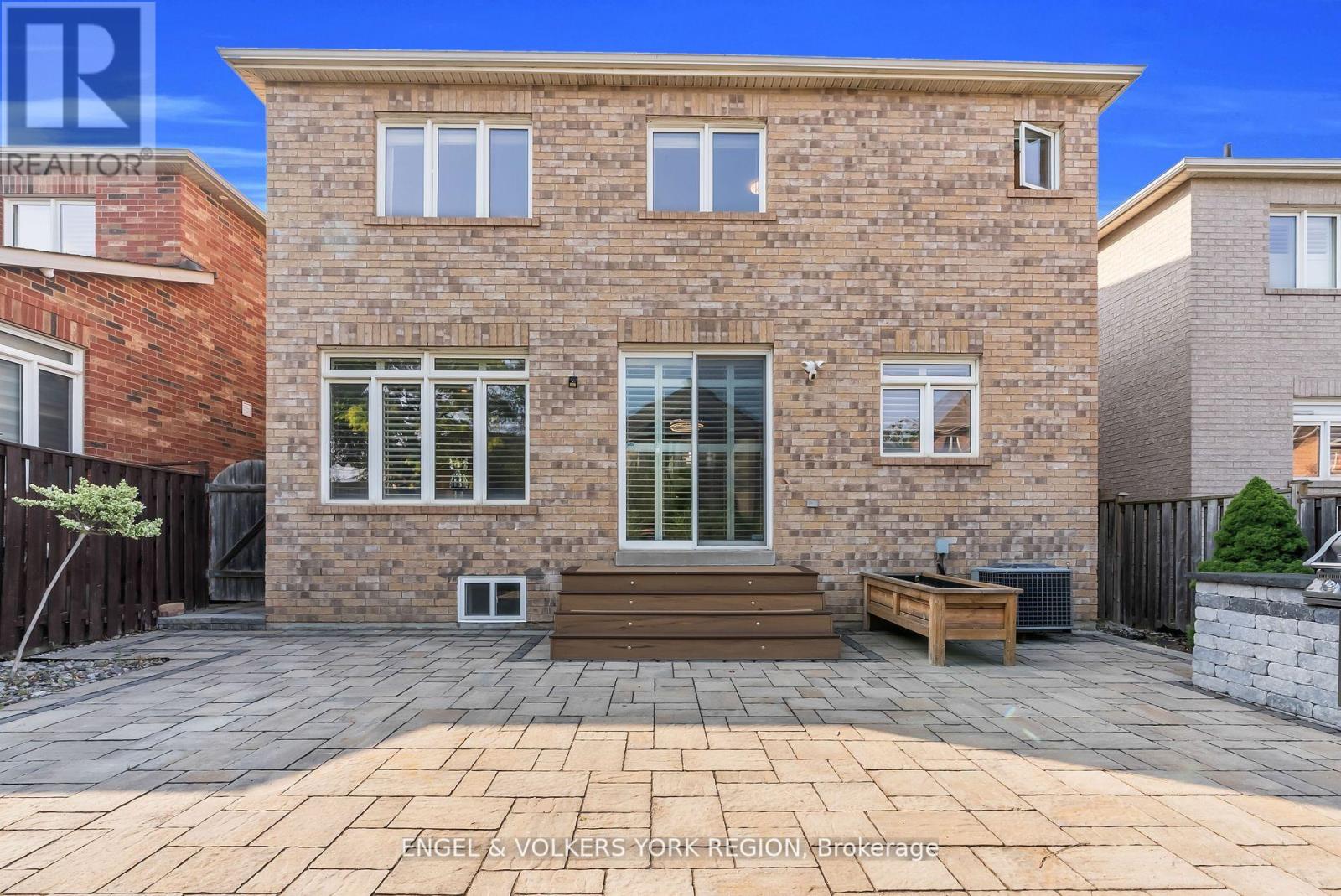 3236 Tacc Drive, Mississauga, Ontario  L5M 0H3 - Photo 47 - W12426588