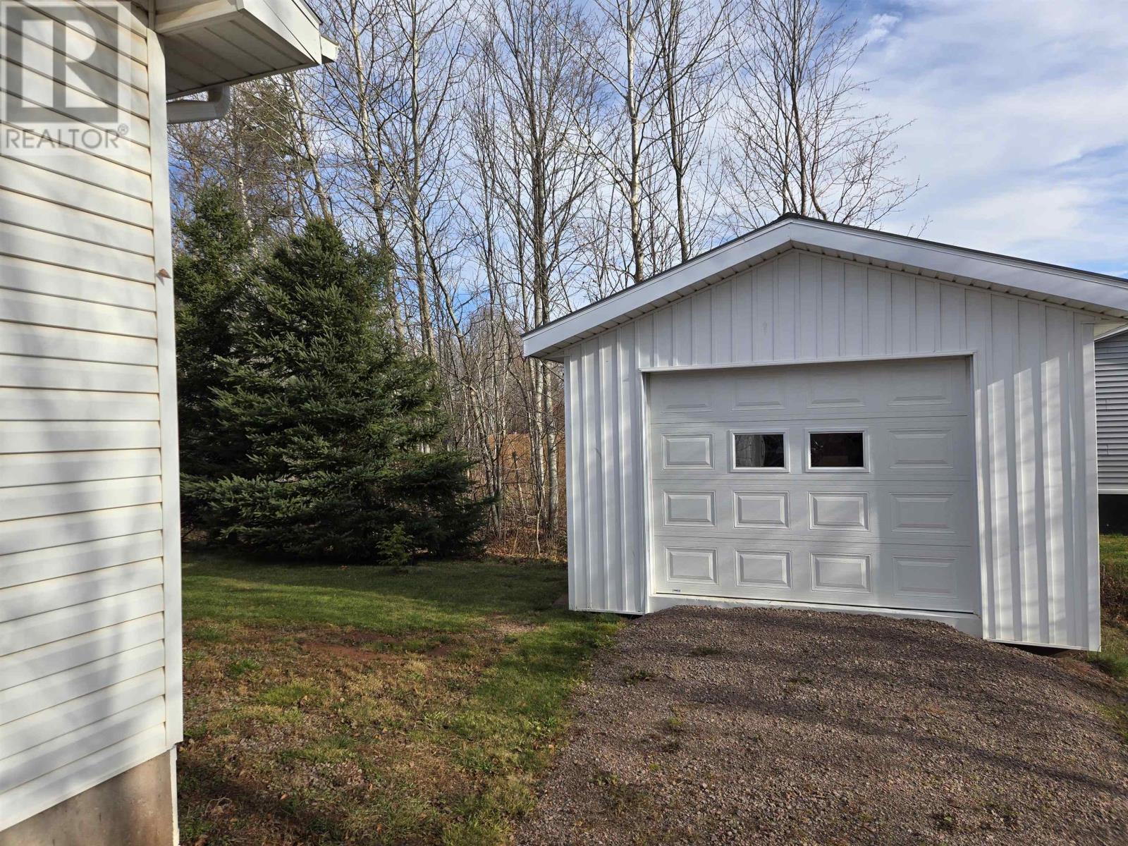 10 Jubilee Avenue, O'leary, Prince Edward Island  C0B 1V0 - Photo 34 - 202528514