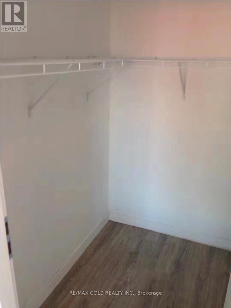 608 - 280 Lester Street, Waterloo, Ontario  N2L 0G2 - Photo 7 - X12572808