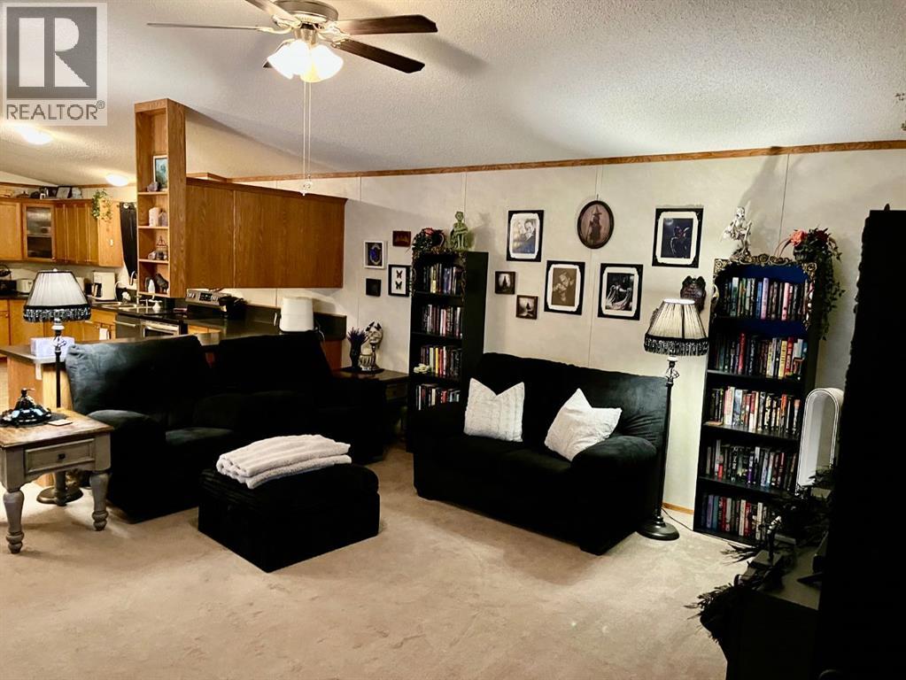 105, 5311 60 Street, Rocky Mountain House, Alberta  T4T 1N2 - Photo 10 - A2272243