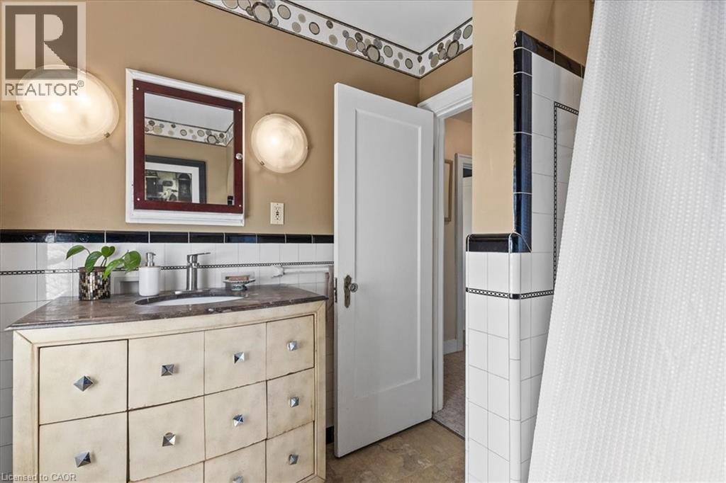 240 Cameron Street N, Kitchener, Ontario  N2H 3B4 - Photo 27 - 40766283