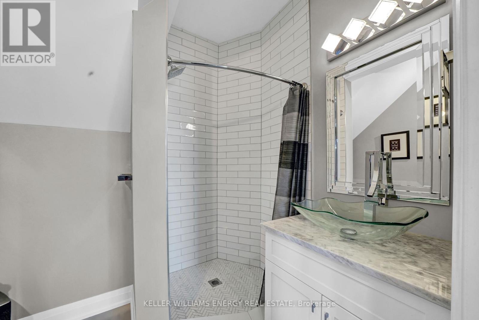 108 Foster Road, Prince Edward County, Ontario  K0K 1W0 - Photo 37 - X12405811