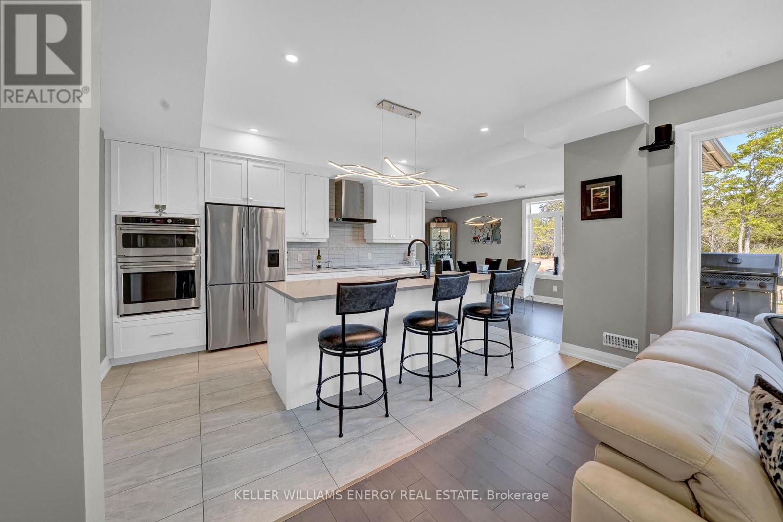 108 Foster Road, Prince Edward County, Ontario  K0K 1W0 - Photo 3 - X12405811