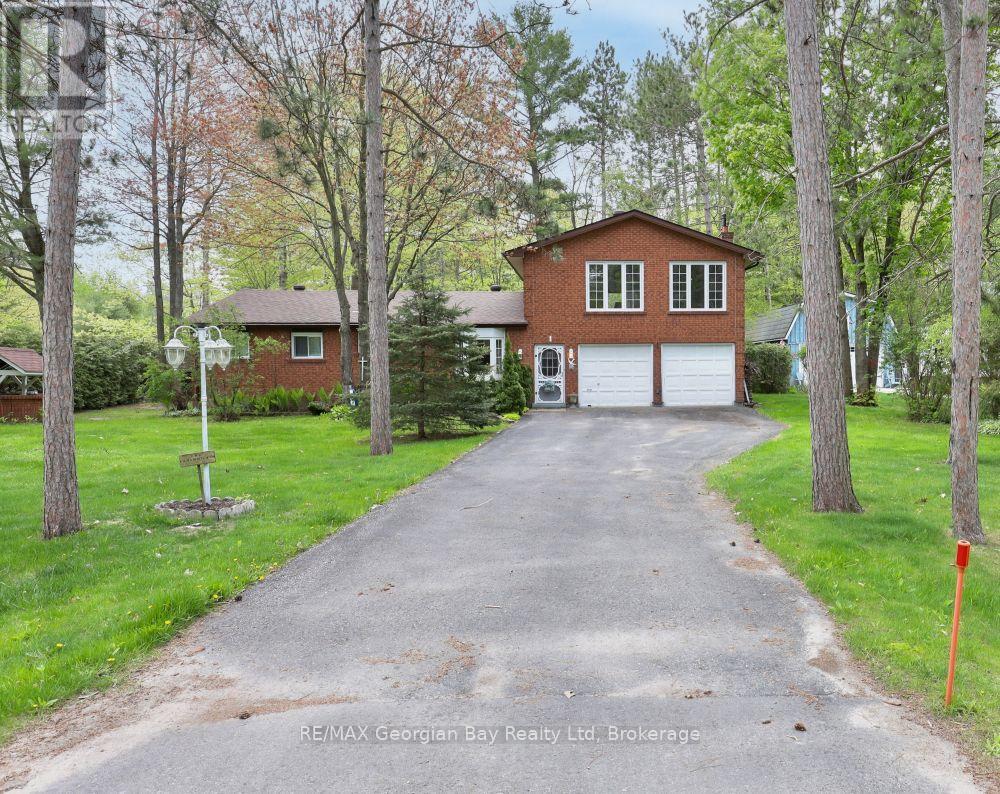 1 Lindale Avenue, Tiny, Ontario  L9M 0J2 - Photo 1 - S12575008