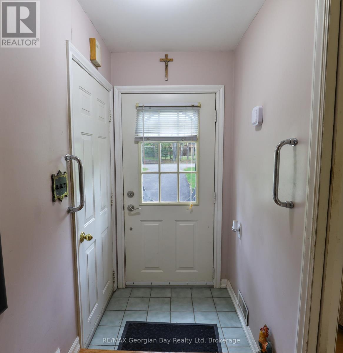 1 Lindale Avenue, Tiny, Ontario  L9M 0J2 - Photo 4 - S12575008